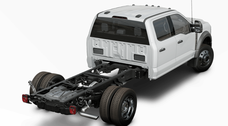 2024 Ford Super Duty F-550 DRW Chassis Cab XLT DRW